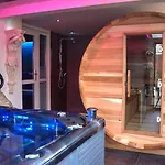 ホテル & De Watertoren