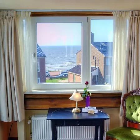 & De Watertoren 2* זנדוורט